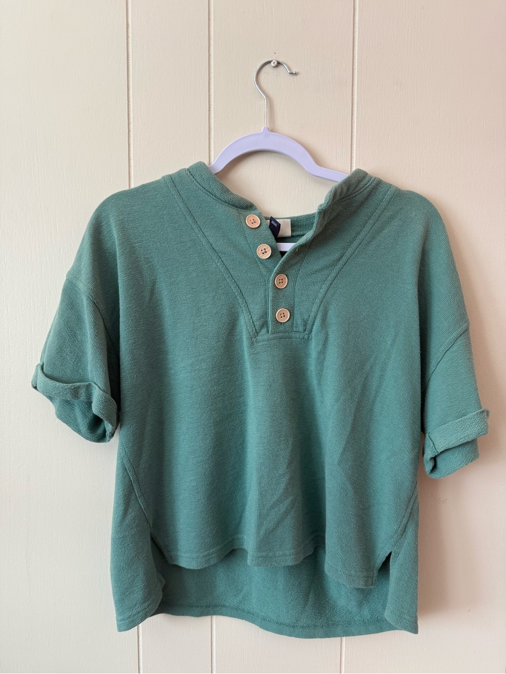 Short-Sleeve Henley Top in Sage Green